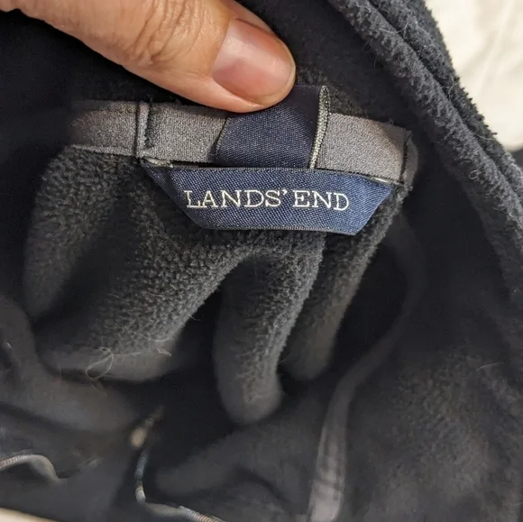 Lands' End black half zip pullover size Medium - Picture 2 of 6